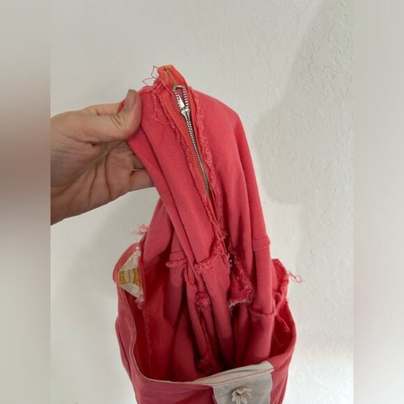 Kerry Brooke- See Measurements- dark salmon pink- floral collar- fair condition - Picture 9 of 10